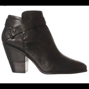 Dolce Vita Hilary bootie